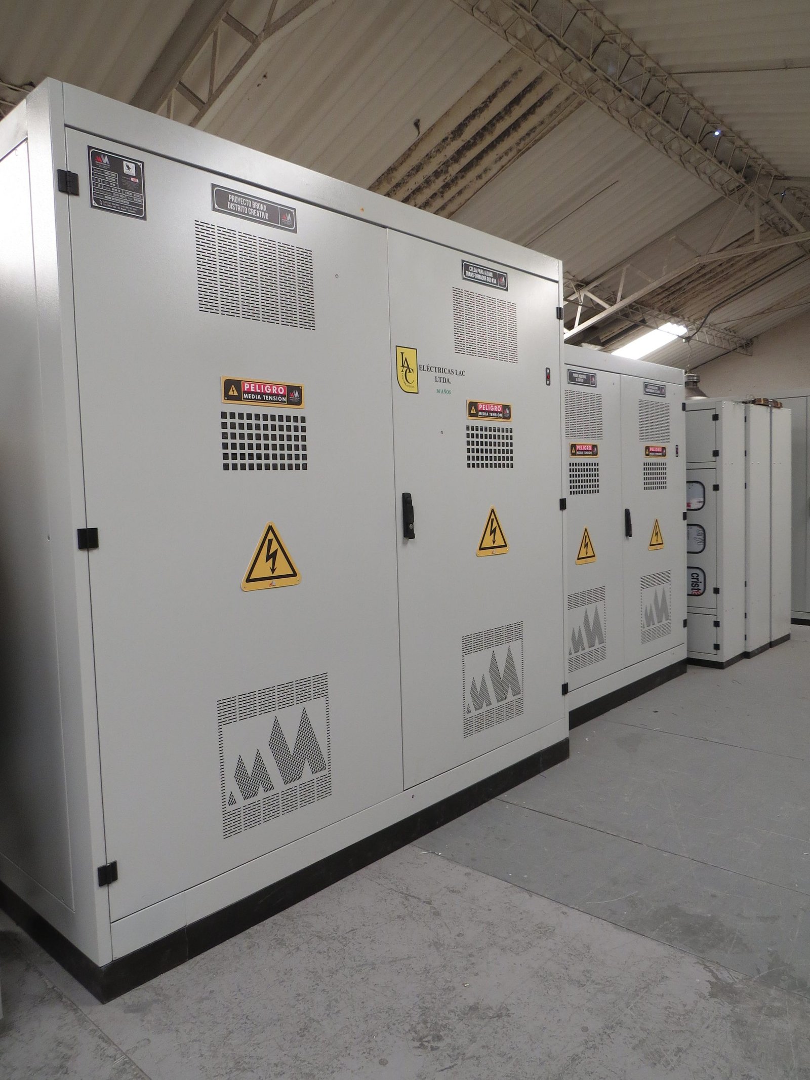 Montaje de subestaciones eléctricas